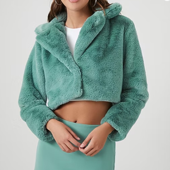 Forever 21 NWT Teal Cozy Faux Fur Notch Collar Cropped Coat Jacket Size - Picture 1 of 8